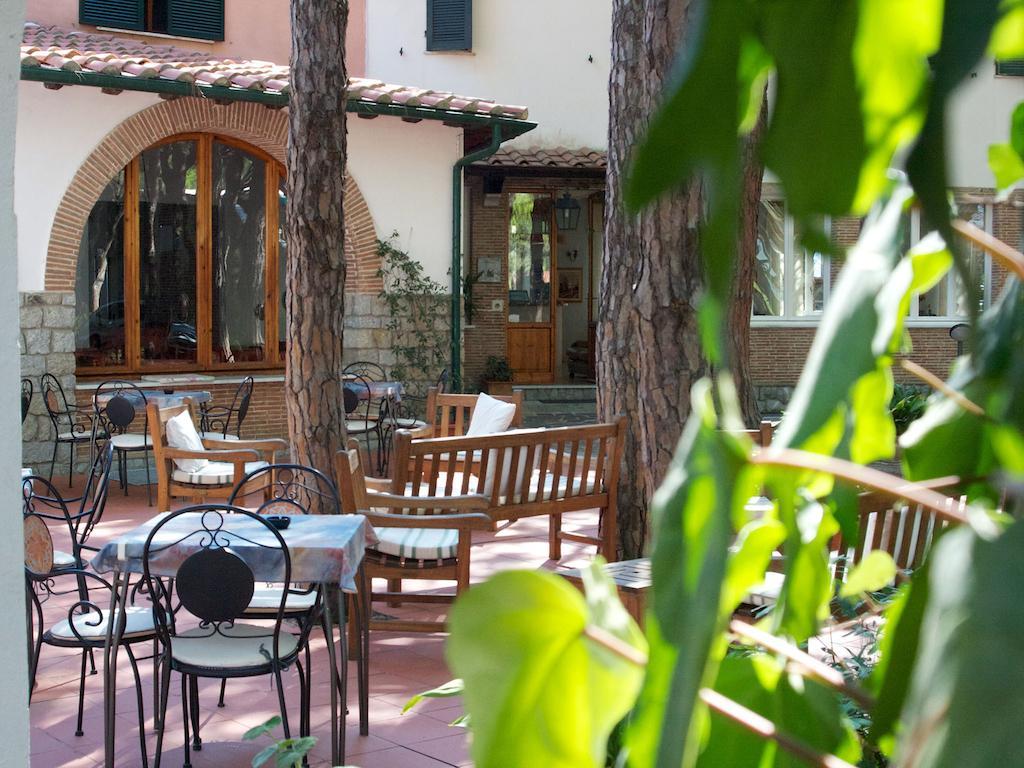 Hotel Villa Nettuno Марина-ди-Кампо Экстерьер фото