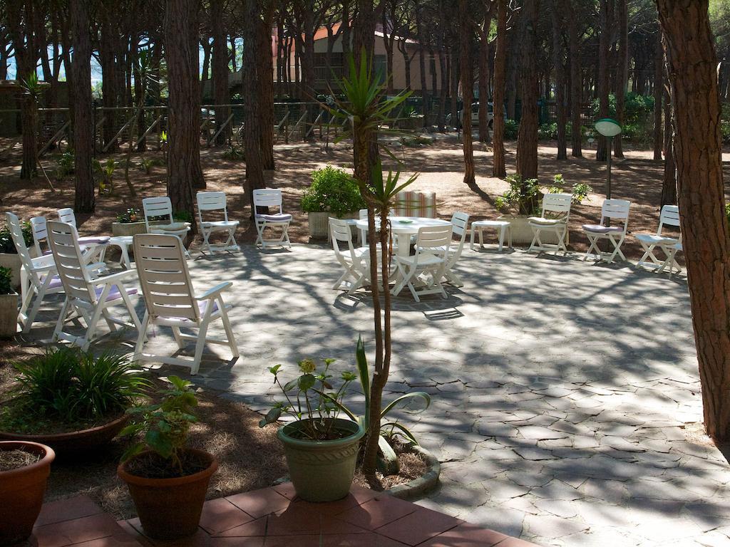 Hotel Villa Nettuno Марина-ди-Кампо Экстерьер фото